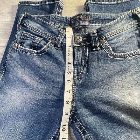 Silver Natsuki Capri Jeans - Picture 5 of 9